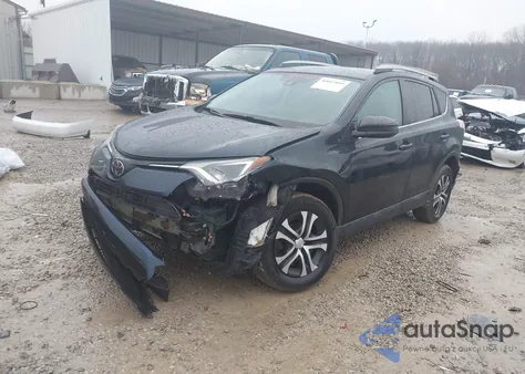 2018 Toyota Rav4 Le z USA, uszkodzony, nr VIN 2T3BFREV6JW761449